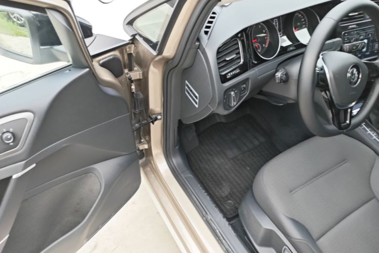 Volkswagen Golf 2015 #16 Volkswagen Golf 2015 car image #16