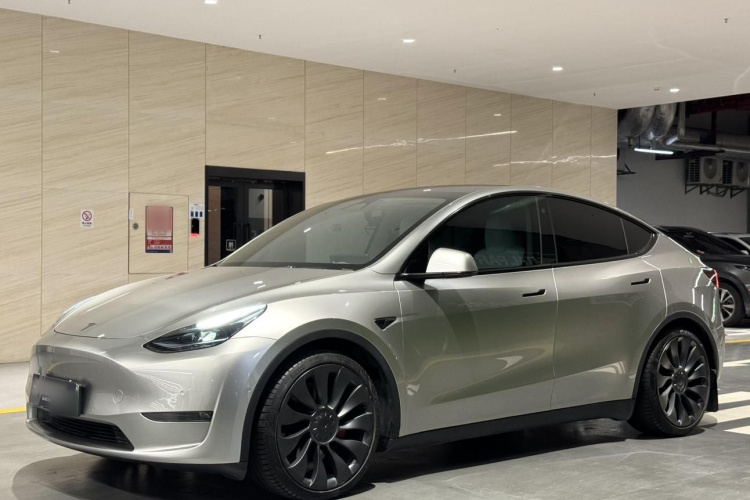 Tesla Model Y 2023 #8 Tesla Model Y 2023 car image #8