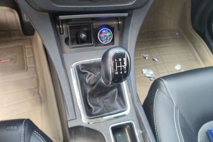 GEELY Emgrand 2017 car image #16