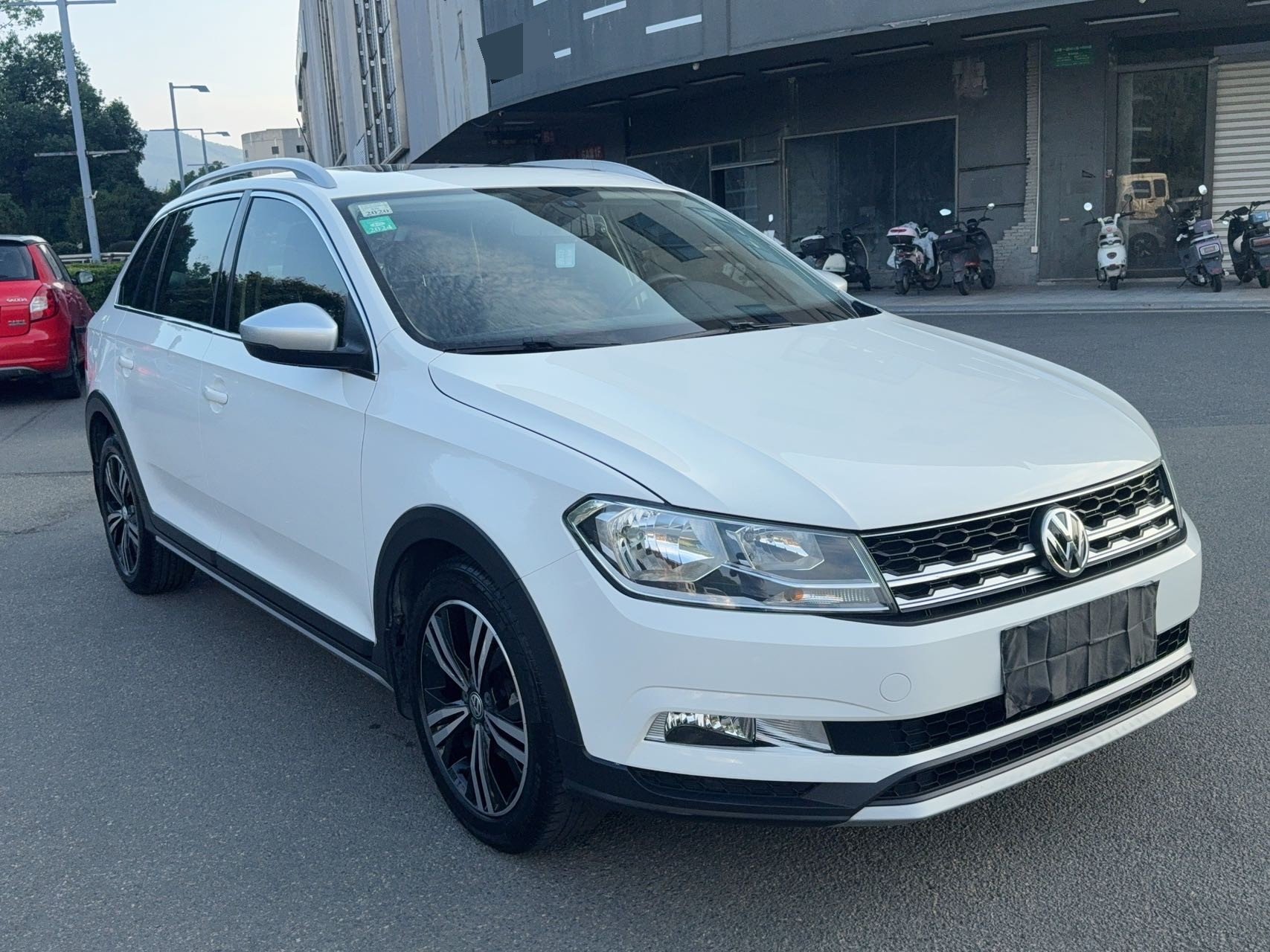 Volkswagen Santana 2018 car image #3