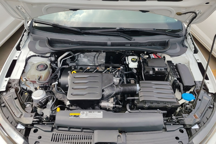 Volkswagen Polo 2020 car image #20