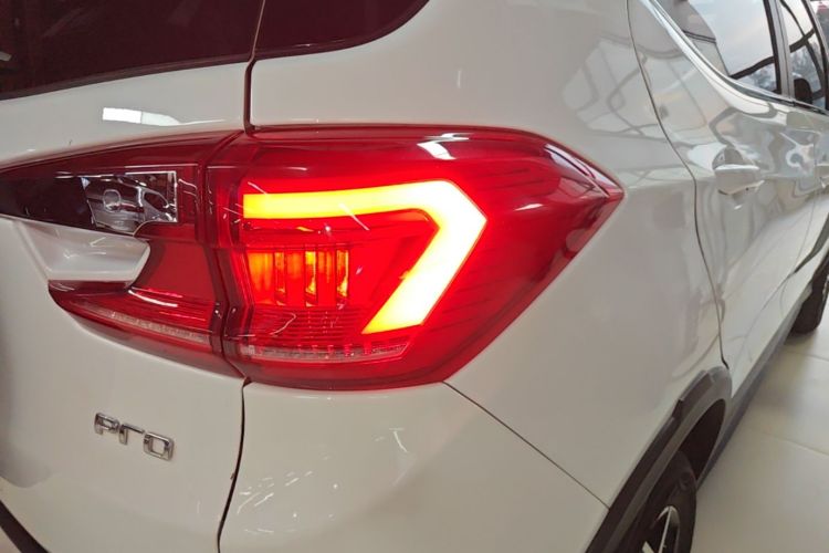 BYD Yuan Pro 2021 car image #8