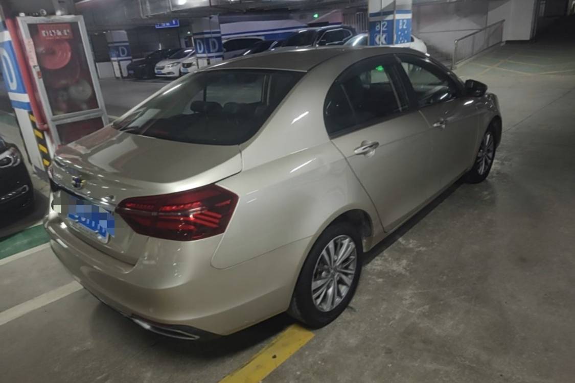 GEELY Emgrand 2018 image de voiture #4