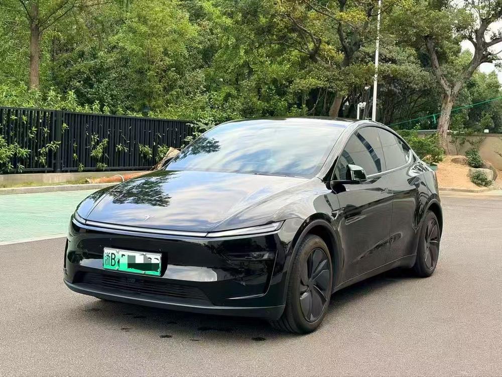 Tesla Model Y 2026 Tesla Model Y 2026 car image