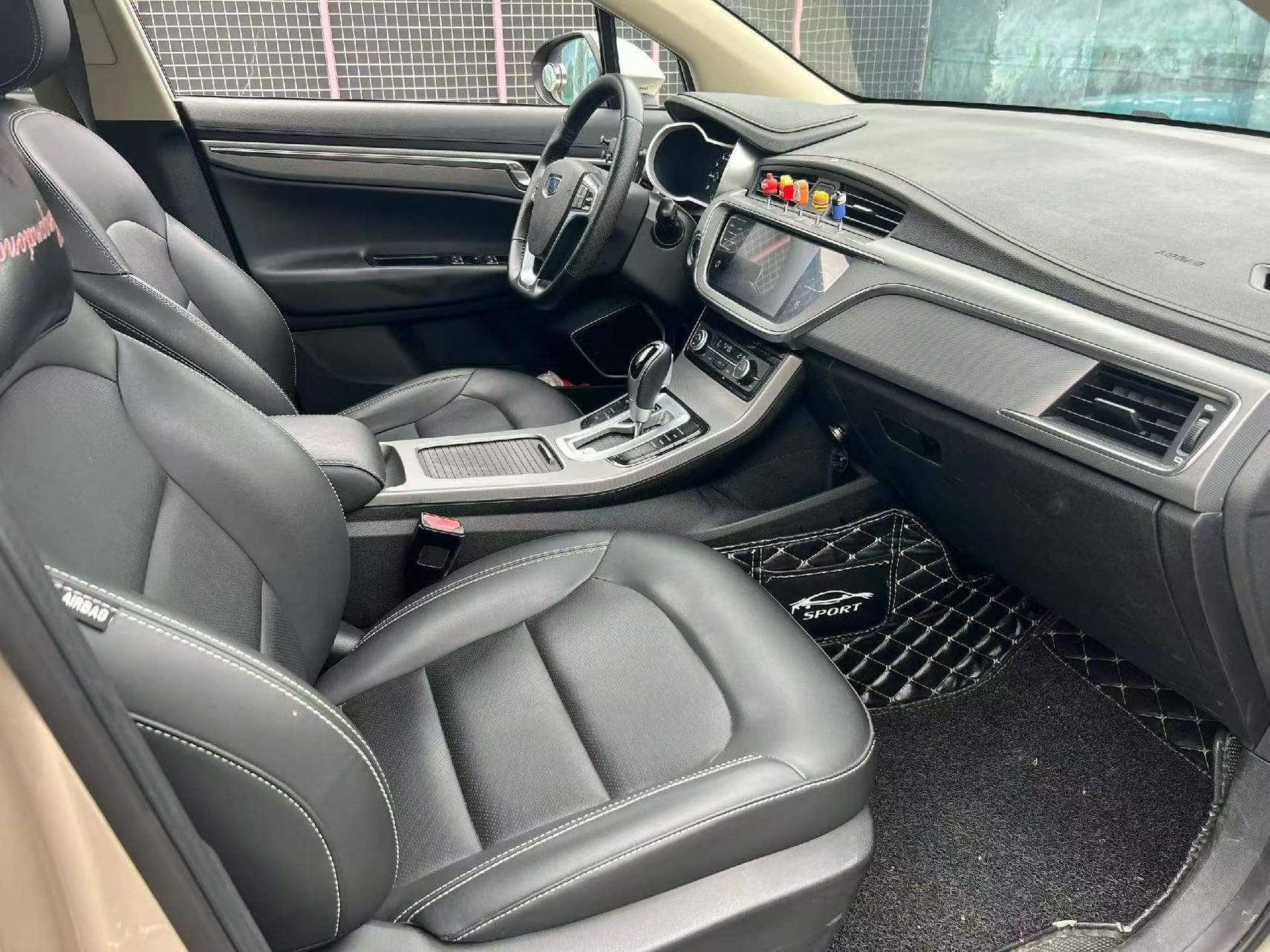 GEELY Emgrand GS 2019 car image #4