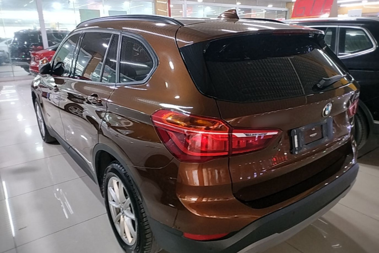 BMW X1 2017 #5 BMW X1 2017 car image #5