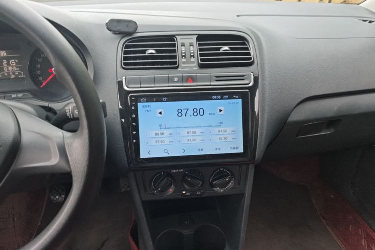 Volkswagen Polo 2017 #17 Volkswagen Polo 2017 car image #17