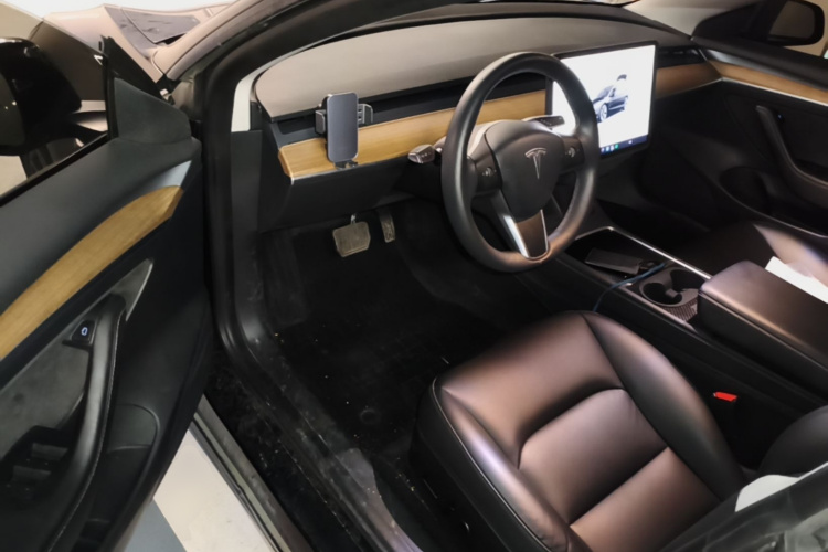 Tesla Model 3 2023 #9 Tesla Model 3 2023 car image #9