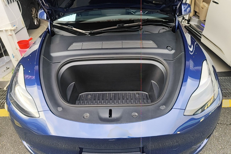 Tesla Model Y 2022 #20 Tesla Model Y 2022 car image #20