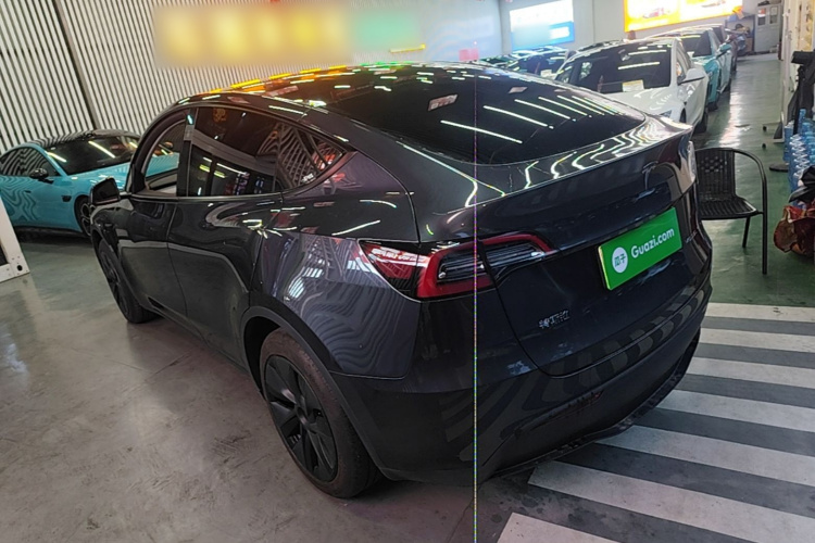 Tesla Model Y 2024 #7 Tesla Model Y 2024 car image #7