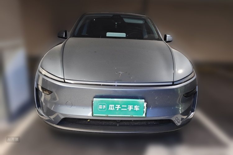 Tesla Model Y 2025 immagine di auto #3