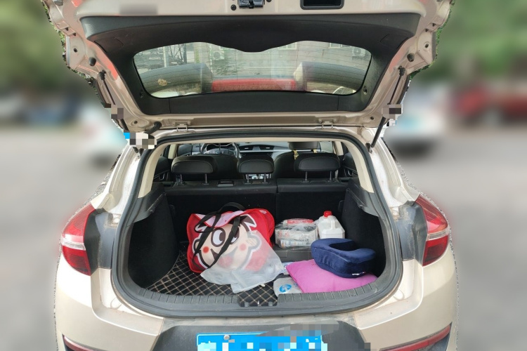 GEELY Emgrand GS 2019 car image #20