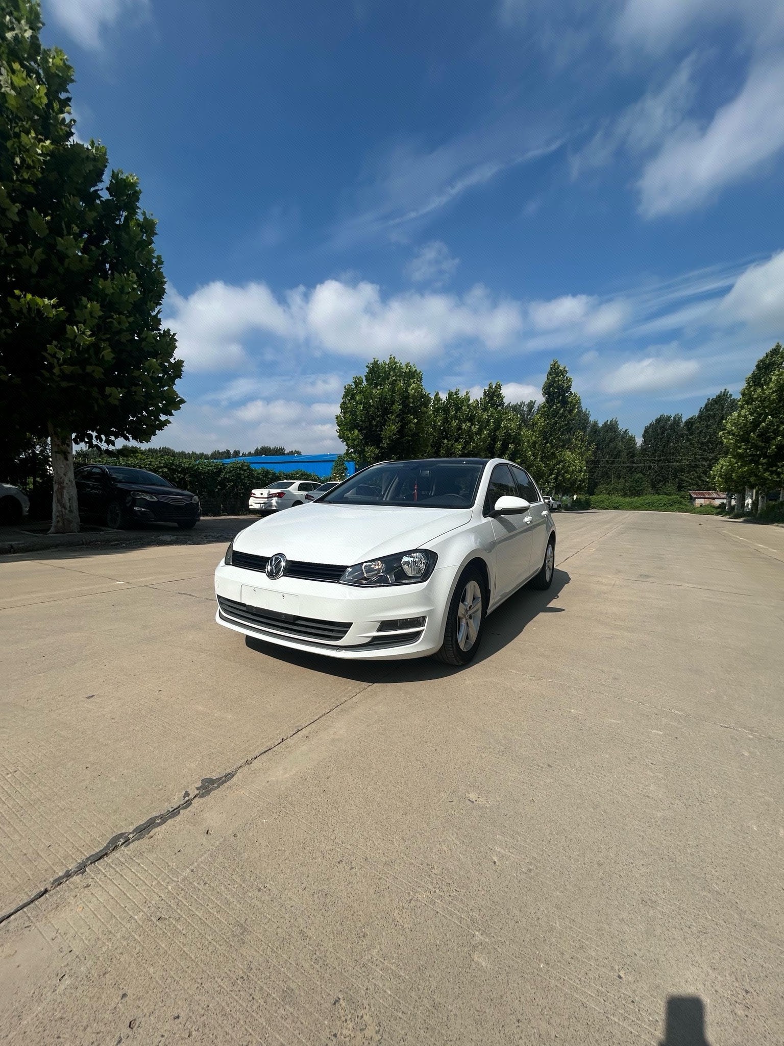Volkswagen Golf 2015 car image 