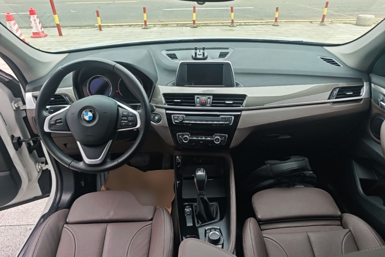 BMW X1 2019 #11 BMW X1 2019 car image #11