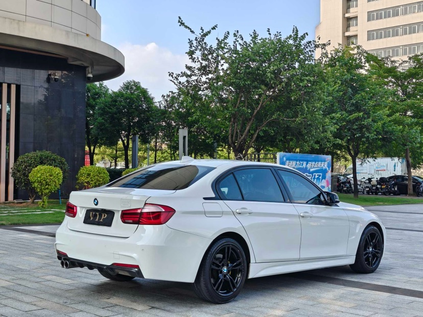 BMW 3 Series 2018 #9 BMW 3 Series 2018 car image #9