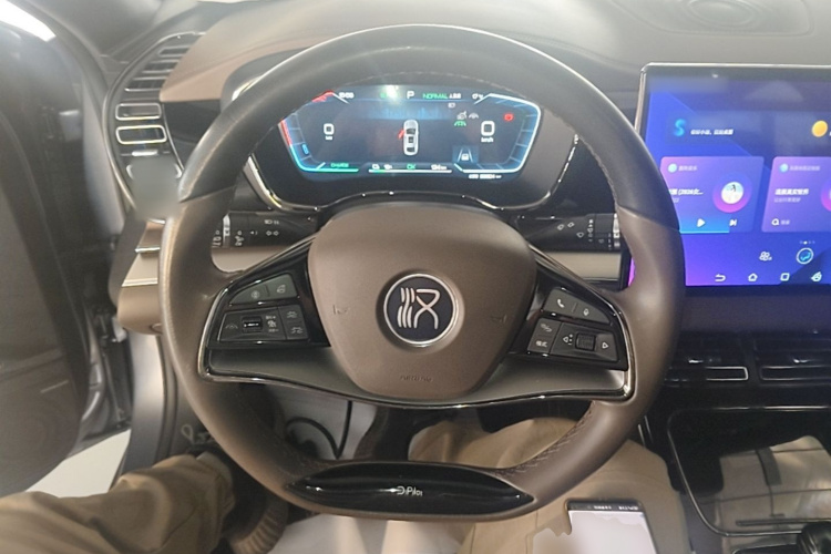 BYD Han 2022 car image #11