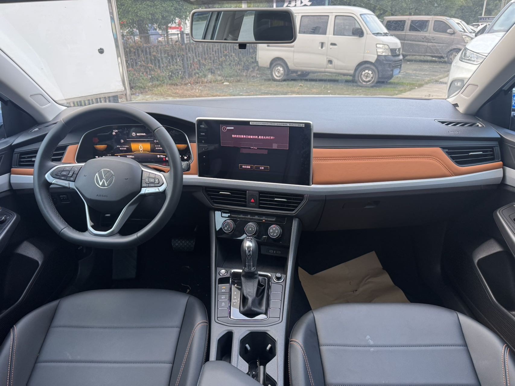 2025 car image #5