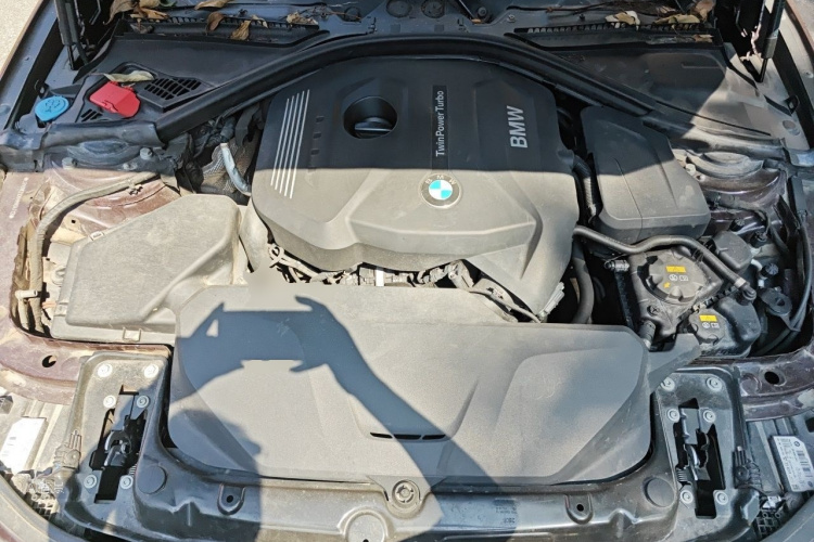 BMW 3 Series 2017 #22 BMW 3 Series 2017 car image #22