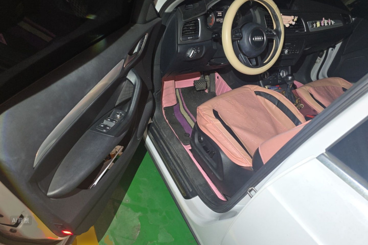 Audi Q3 2016 #18 Audi Q3 2016 car image #18