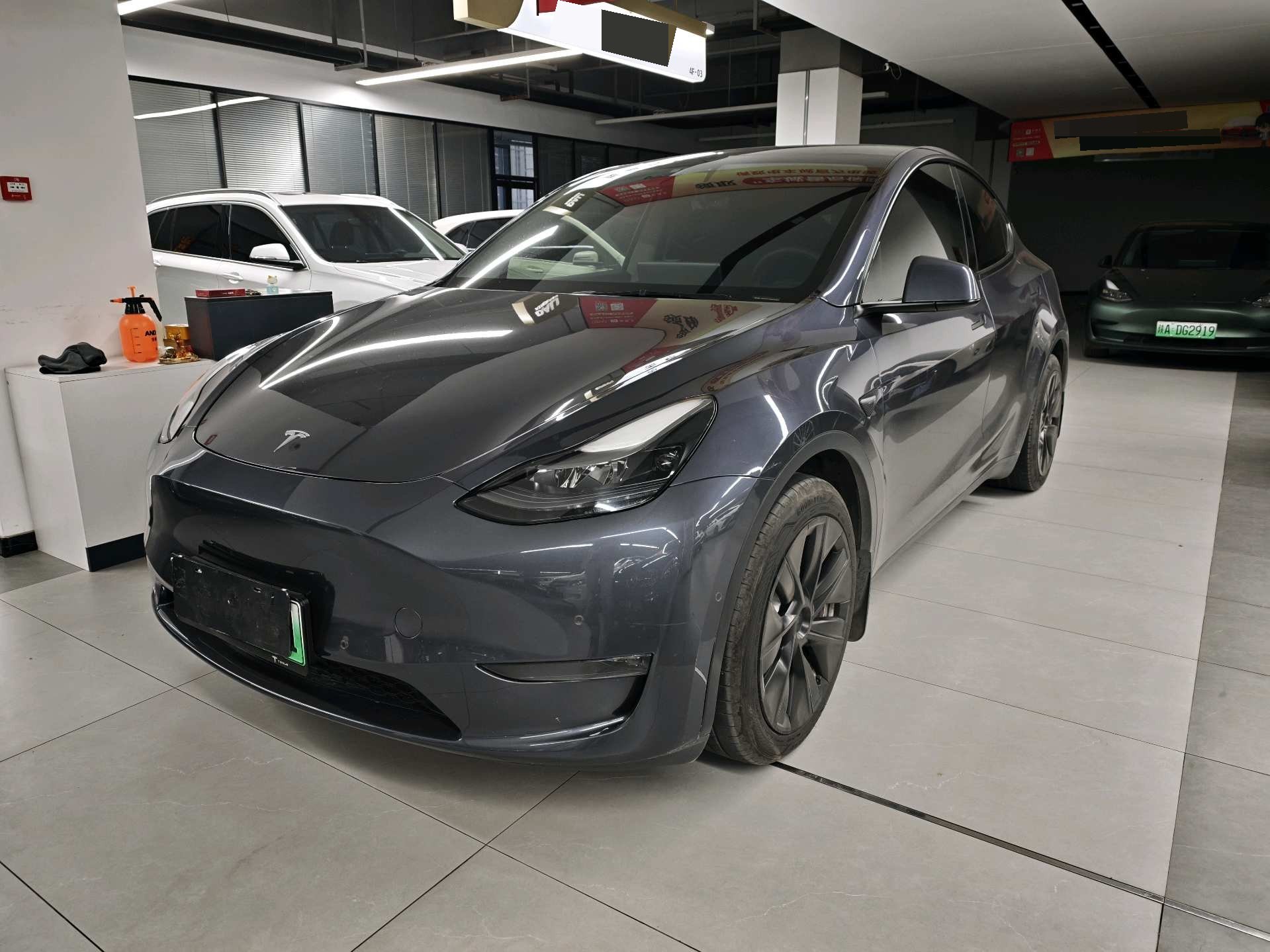 Tesla Model Y 2021 Tesla Model Y 2021 car image