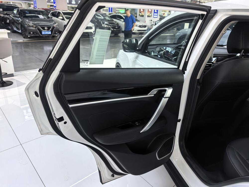GEELY Coolray 2025 #18 GEELY Coolray 2025 car image #18