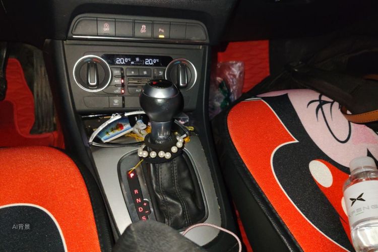 Audi Q3 2019 #16 Audi Q3 2019 car image #16