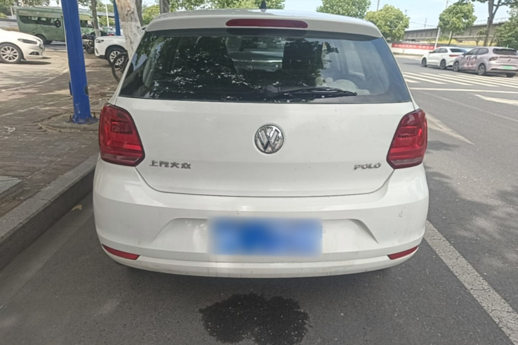 Volkswagen Polo 2017 car image #6