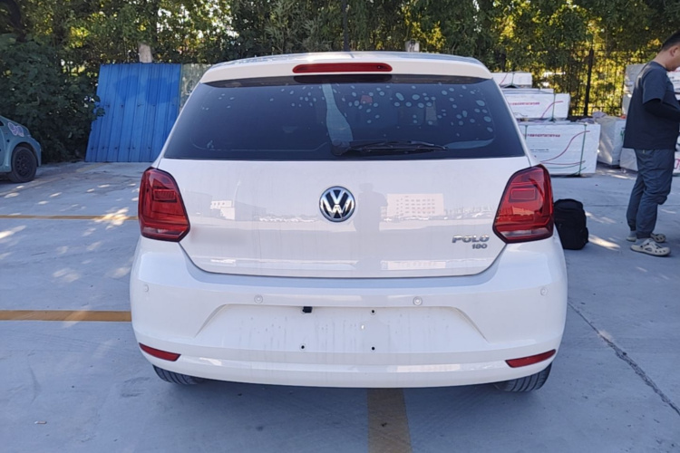 Volkswagen Polo 2019 car image #6