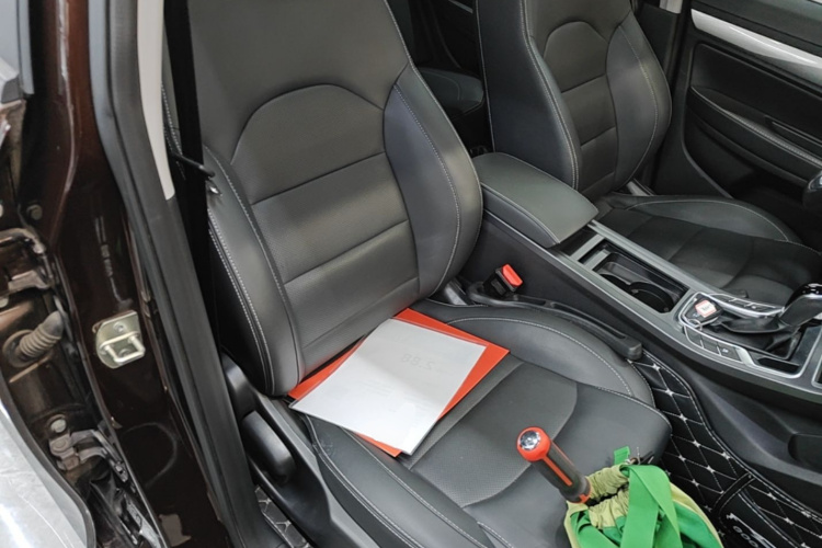 GEELY Emgrand 2020 car image #24