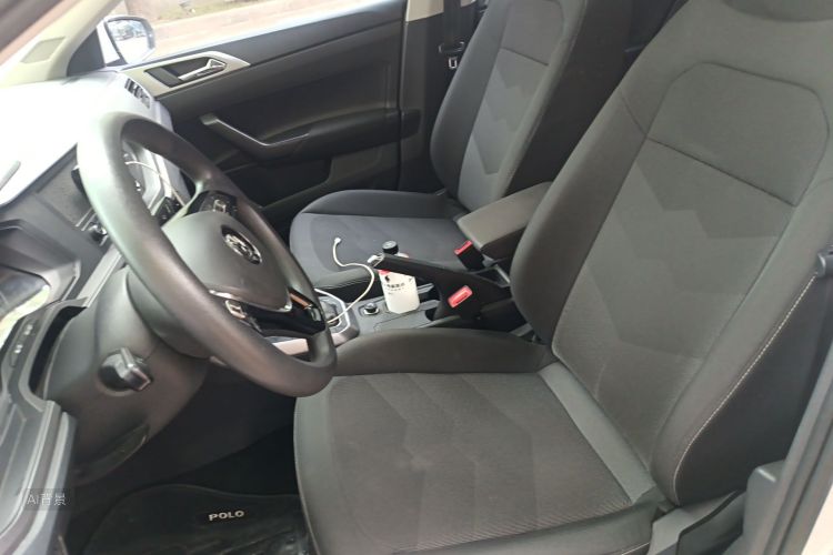 Volkswagen Polo 2020 car image #17