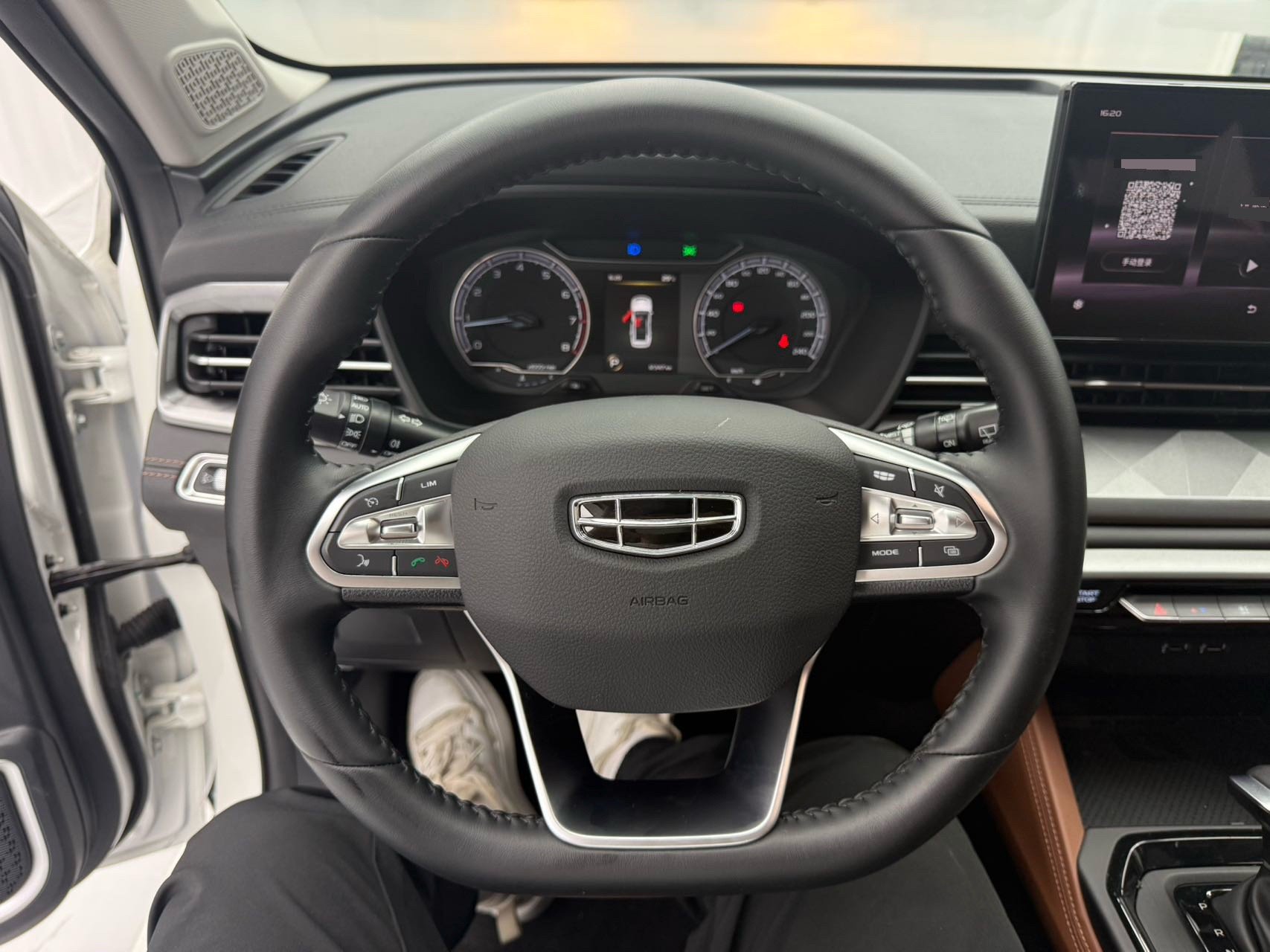 GEELY Vision X6 2023 #7 GEELY Vision X6 2023 car image #7