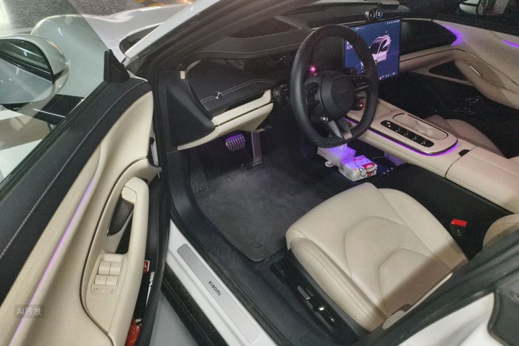 MI SU7 2025 car image #18