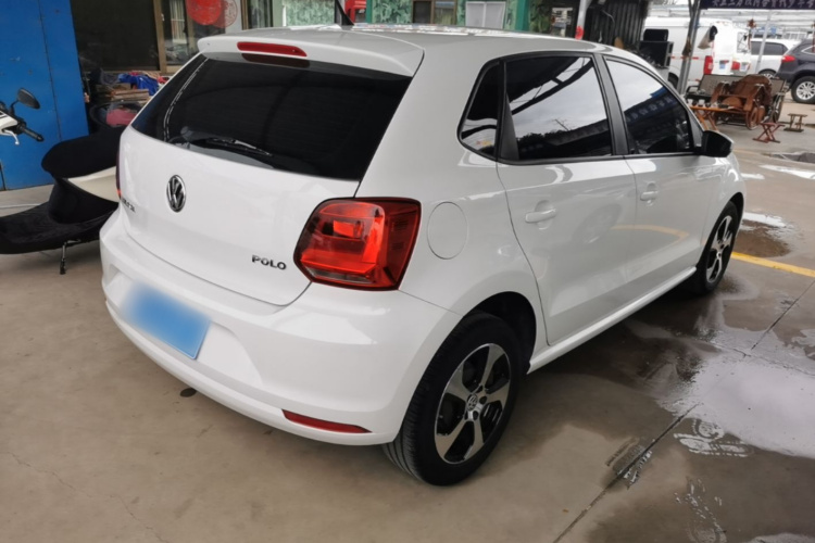 Volkswagen Polo 2018 car image #7
