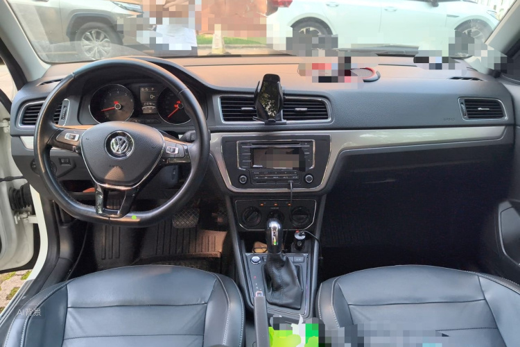 Volkswagen Lavida 2017 car image #11