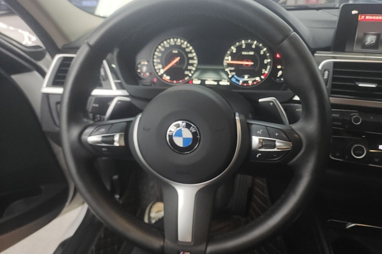 BMW 3 Series 2019 image de voiture #15