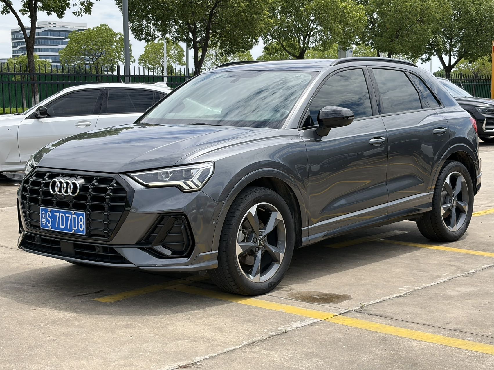 Audi Q3 2021 #2 Audi Q3 2021 car image #2