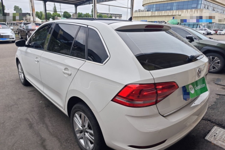 Volkswagen Santana 2017 car image #5