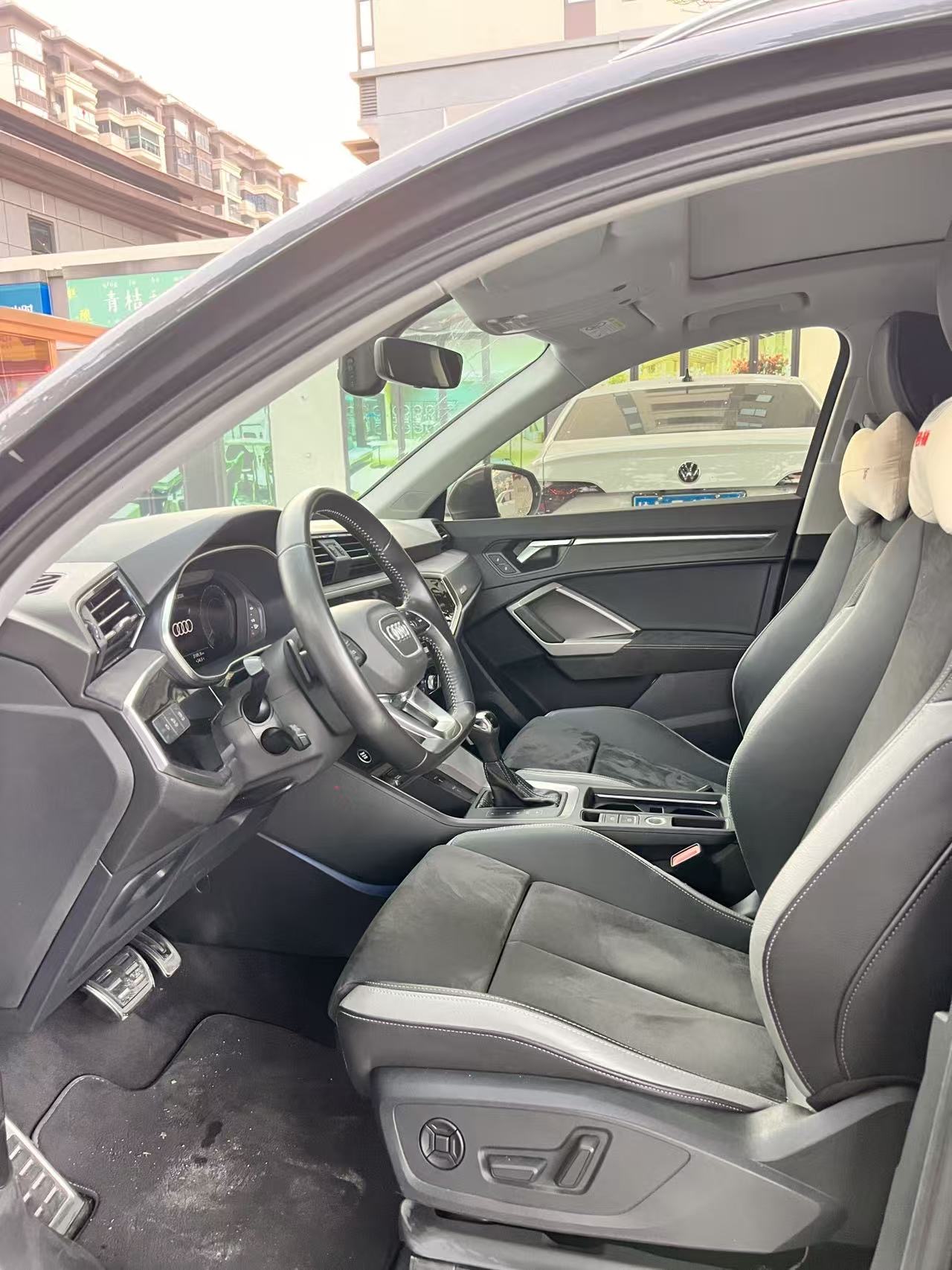 Audi Q3 2022 immagine di auto #3