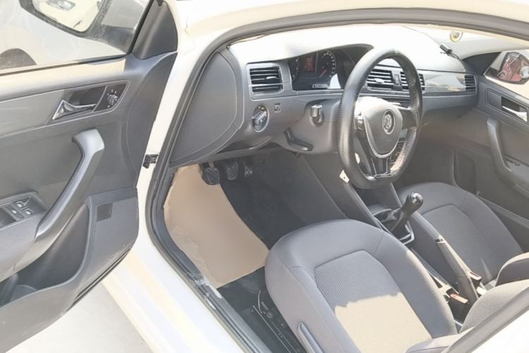 Volkswagen Santana 2017 #16 Volkswagen Santana 2017 car image #16