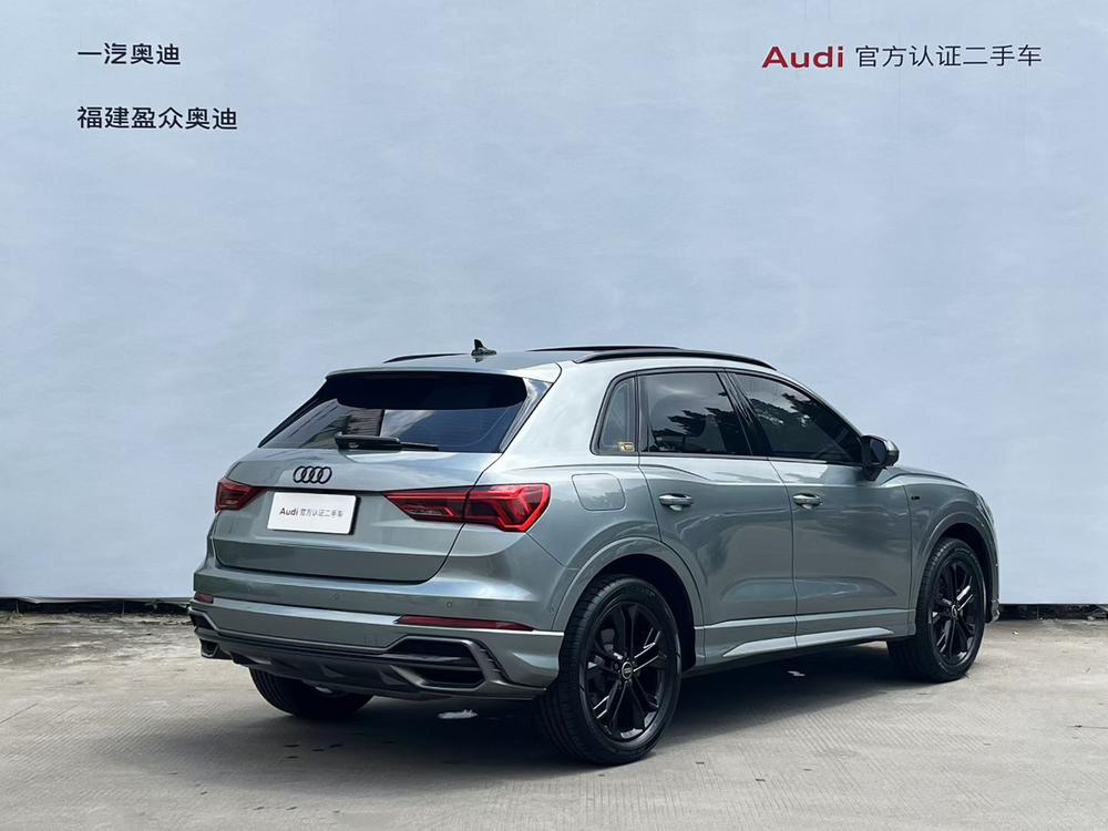 Audi Q3 2023 car image #4