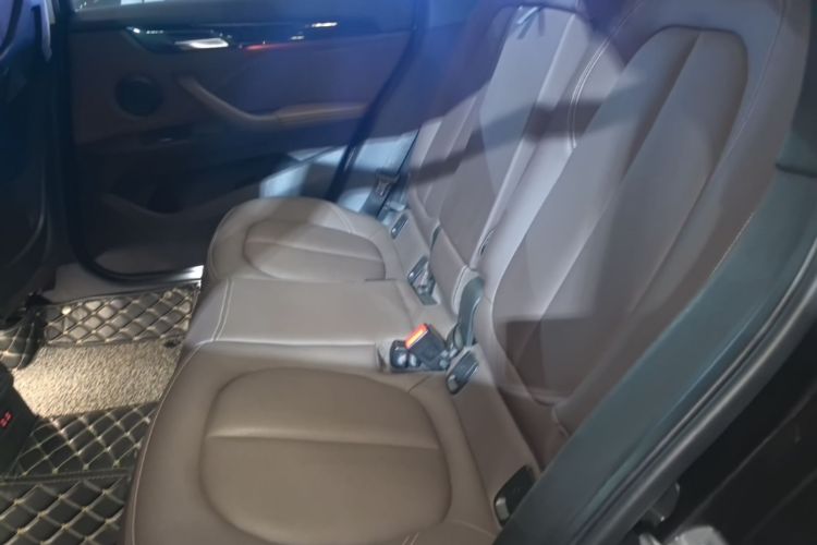 BMW X1 2019 #17 BMW X1 2019 car image #17