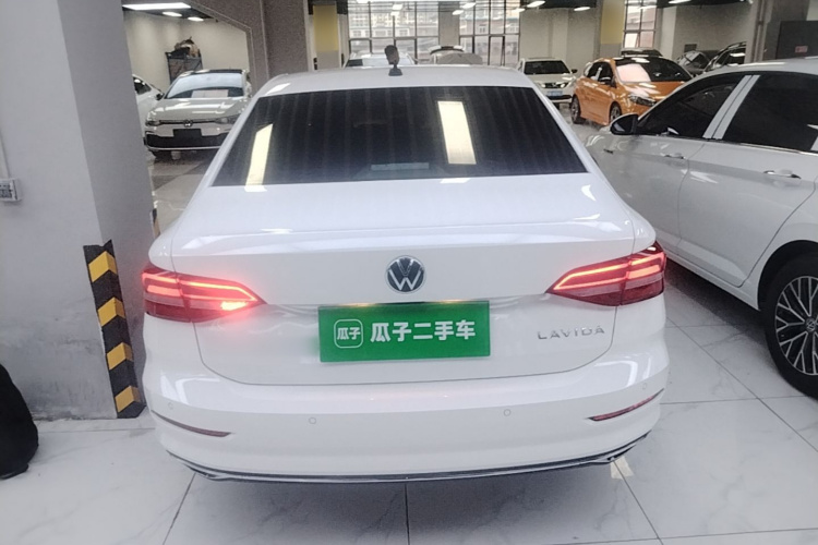 Volkswagen Lavida 2022 car image #6