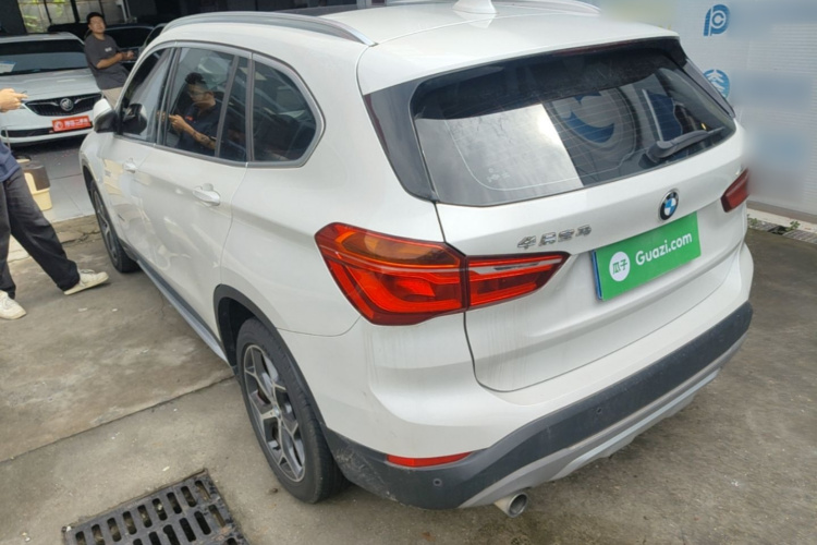 BMW X1 2018 #5 BMW X1 2018 car image #5