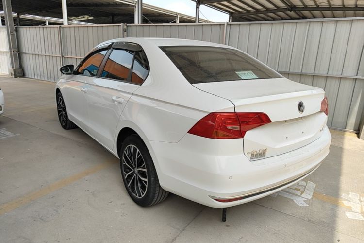 2020 car image #5