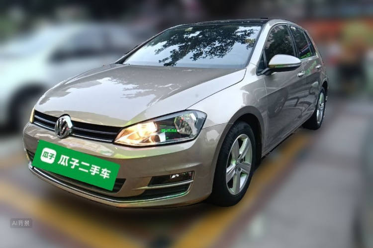 Volkswagen Golf 2017 car image #2
