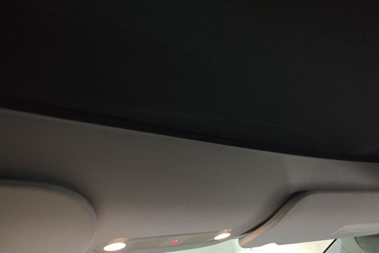 Tesla Model Y 2021 #18 Tesla Model Y 2021 car image #18