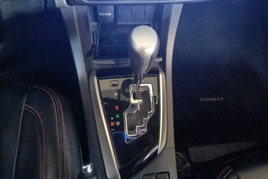 Toyota Corolla 2017 image de voiture #29