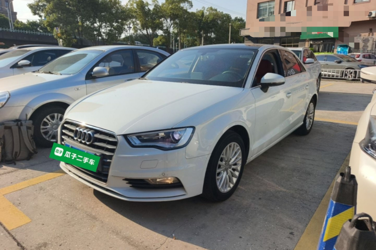 Audi A3 2017 immagine di auto #2