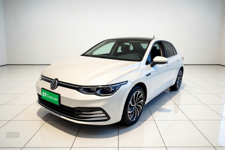 Volkswagen Golf 2025 car image #2