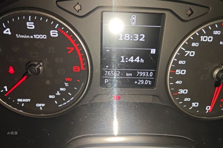 Audi A3 2018 car image #14
